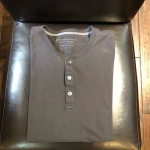 BR men’s Henley T-shirt